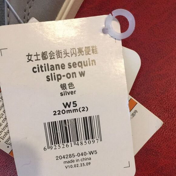 Crocs Shoes - Picture 3 of 6